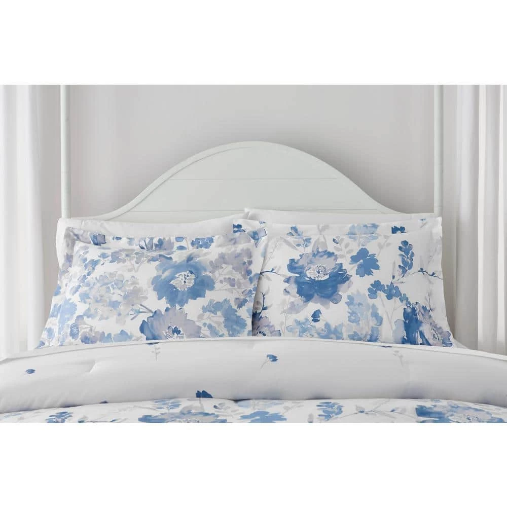 Home Decorators Collection Loriana 3-Piece Blue Floral King Comforter Set 4 Home Decorators Collection Loriana 3-Piece Blue Floral King Comforter Set - Image 2