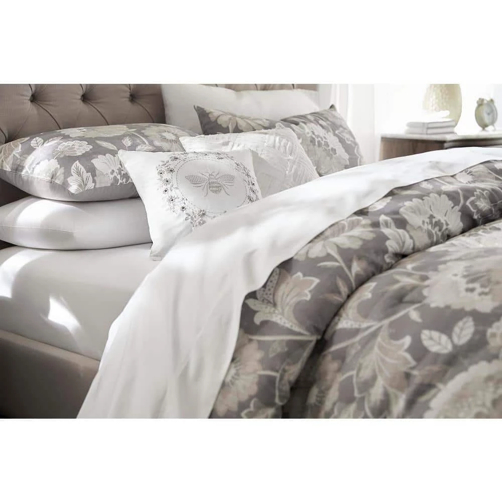 Home Decorators Collection Larkspur 5-Piece Stone Gray and Khaki Cotton King Comforter Set 4 Home Decorators Collection Larkspur 5-Piece Stone Gray and Khaki Cotton King Comforter Set - Image 2