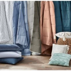 Home Decorators Collection White Stripe 18 in. x 18 in. Square Decorative Throw Pillow with Tassels -Home Decorators Soldes home decorators collection throw pillows s00161061272 77 1000