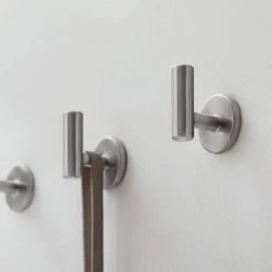 Home Decorators Collection 2-1/32 in. Satin Nickel Single Post Wall Hooks (6-Pack) 10 Home Decorators Collection 2-1/32 in. Satin Nickel Single Post Wall Hooks (6-Pack) -Home Decorators Soldes satin nickel home decorators collection hooks 64391 1f 1000