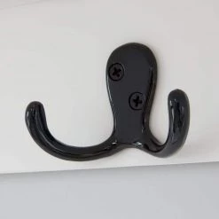 Home Decorators Collection 9.2 in. H x 40 in. W x 8.7 in. D White Wood Floating Decorative Cubby Wall Shelf with Hooks and Baskets 12 Home Decorators Collection 9.2 in. H x 40 in. W x 8.7 in. D White Wood Floating Decorative Cubby Wall Shelf with Hooks and Baskets -Home Decorators Soldes white home decorators collection decorative shelving sk19434ar1 w 1d 1000