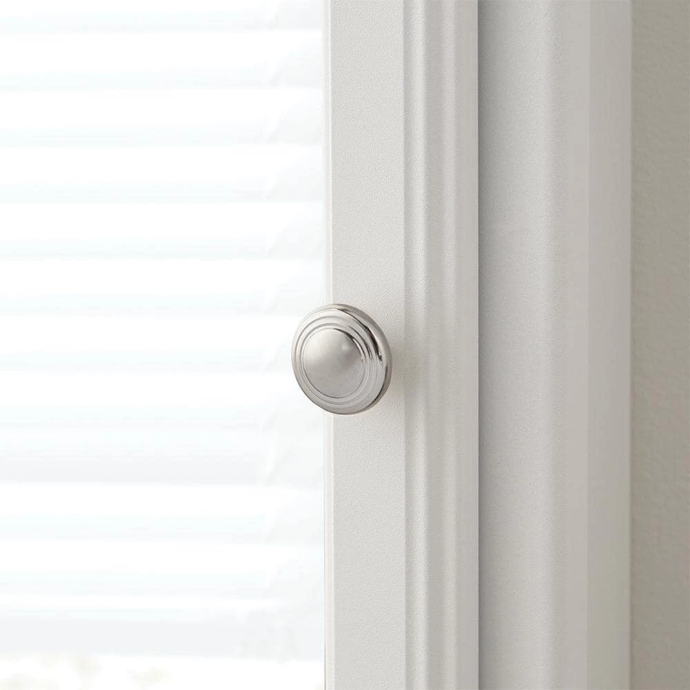 Home Decorators Collection 20-3/4 in. W x 25-3/4 in. H Fog Free Framed Recessed or Surface-Mount Bathroom Medicine Cabinet in White with Mirror 4 Home Decorators Collection 20-3/4 in. W x 25-3/4 in. H Fog Free Framed Recessed or Surface-Mount Bathroom Medicine Cabinet in White with Mirror - Image 2